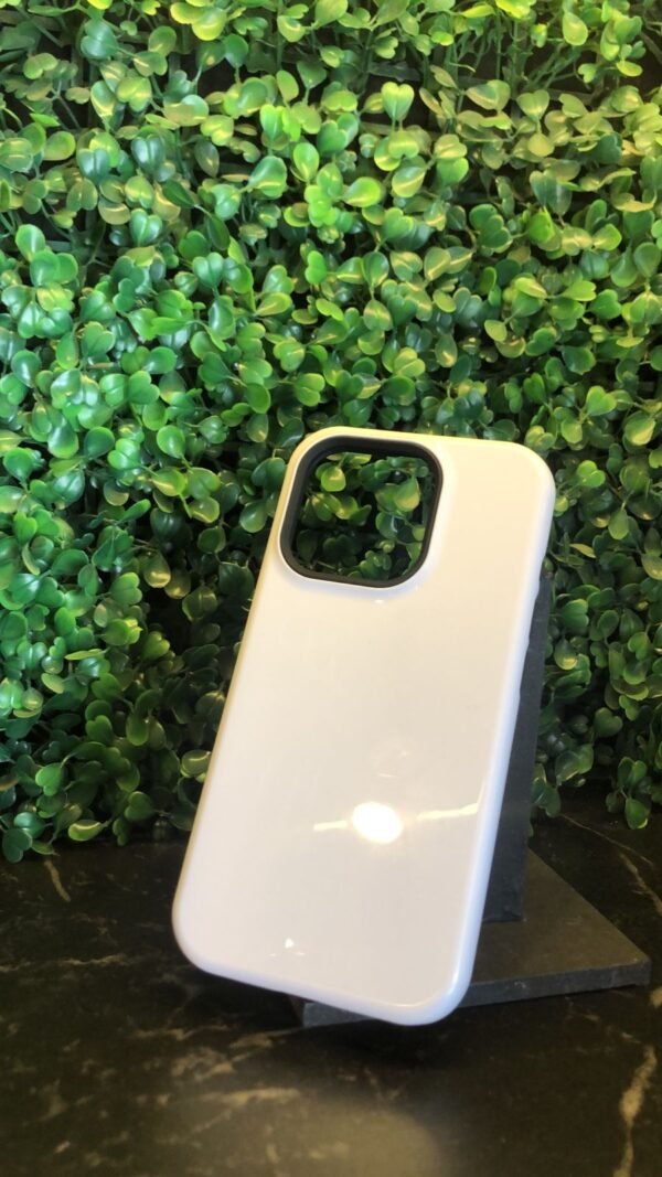 CAPA DE PERSONALIZAÇÃO FORCE PARA IPHONE 15 PRO