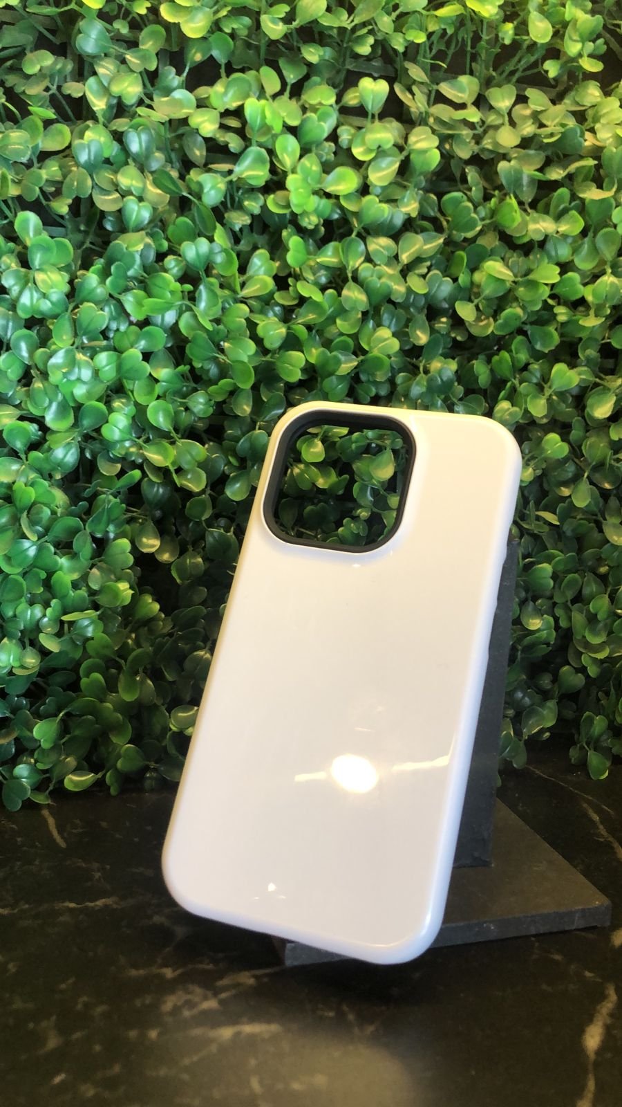 CAPA DE PERSONALIZAÇÃO FORCE PARA IPHONE 15 PRO